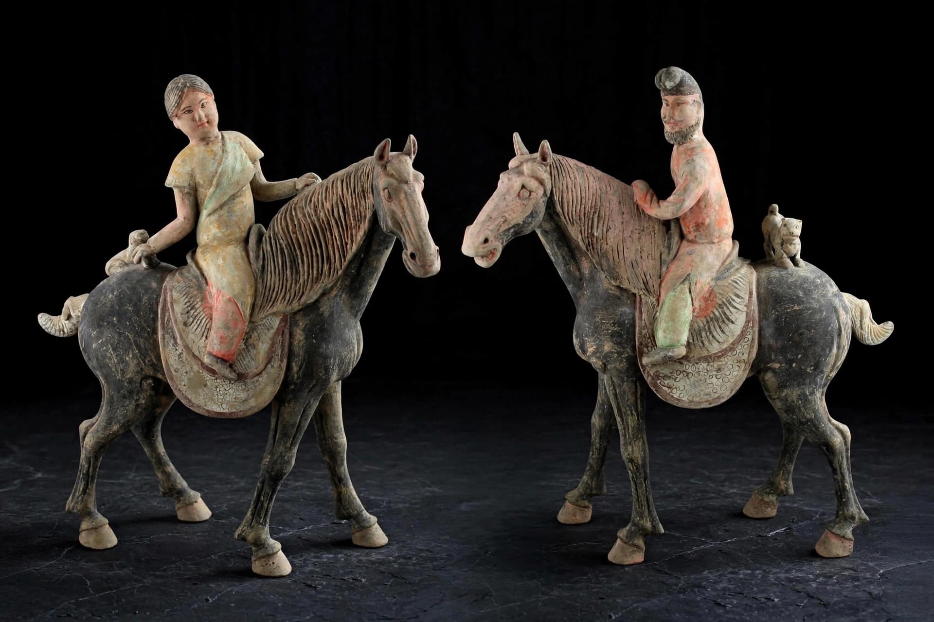 Pair of Horse riders 55 cm tall